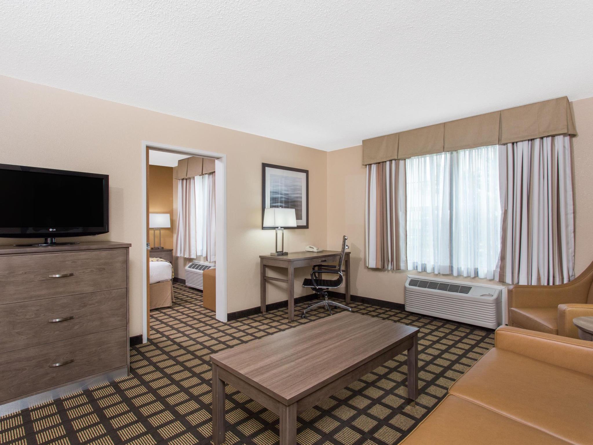 Baymont By Wyndham Plymouth Hotel Buitenkant foto